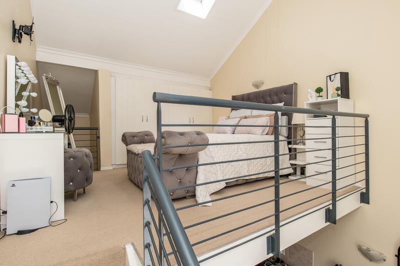 To Let 1 Bedroom Property for Rent in Plumstead Western Cape